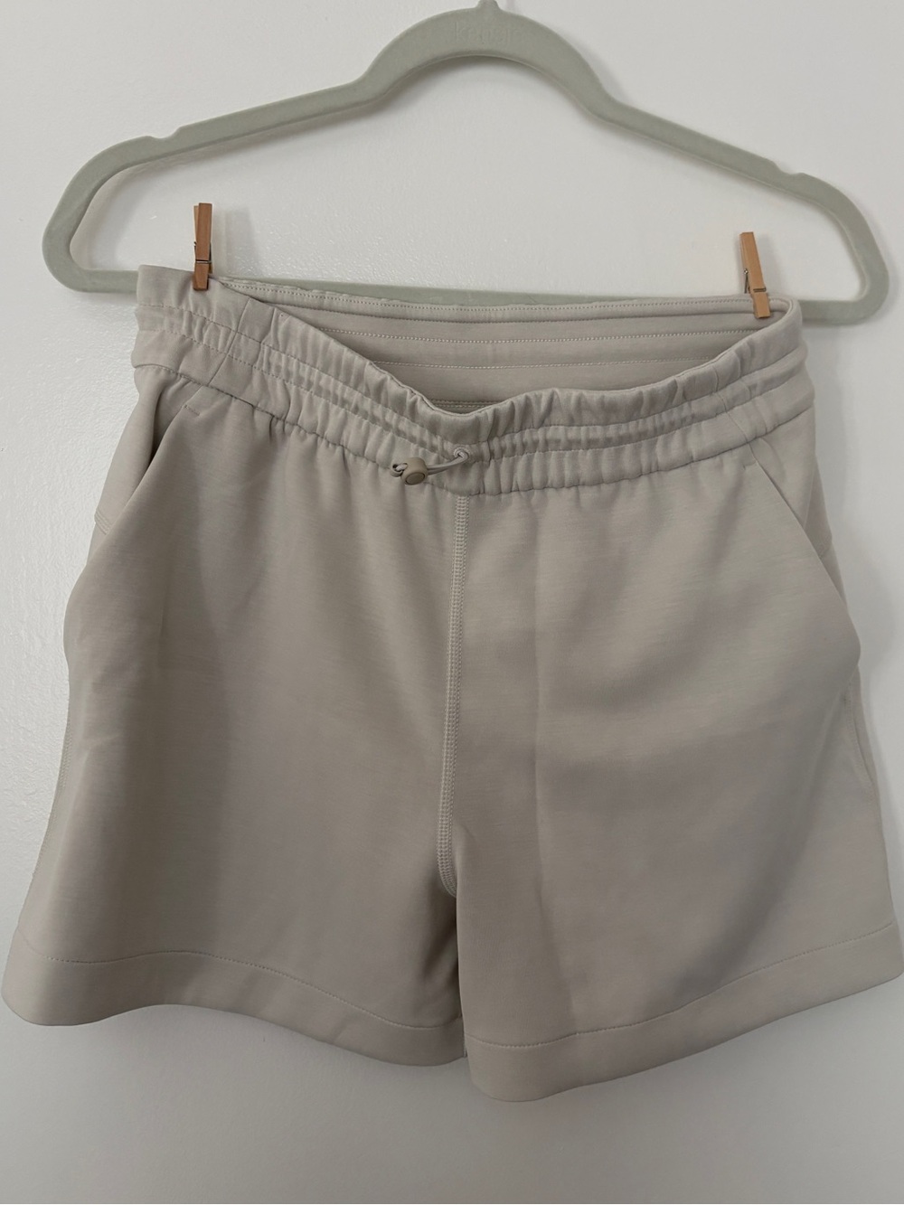 Lululemon Softstreme Shorts - Size 6